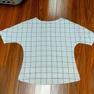 Linen Summer top size L look like small